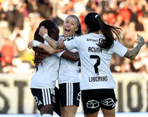 Colo-Colo se llevó el Superclásico 54 del fútbol femenino chileno