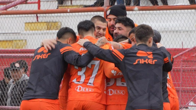 Cobreloa defenderá la cima en una fecha 22 marcada por duelos directos